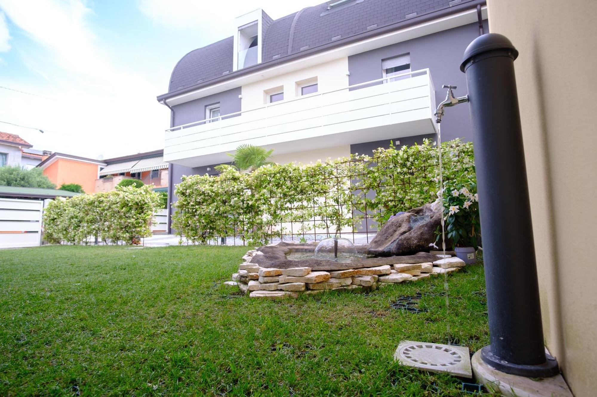 Residence La Torre Appartamento Flower Free Parking ปาโดวา ภายนอก รูปภาพ